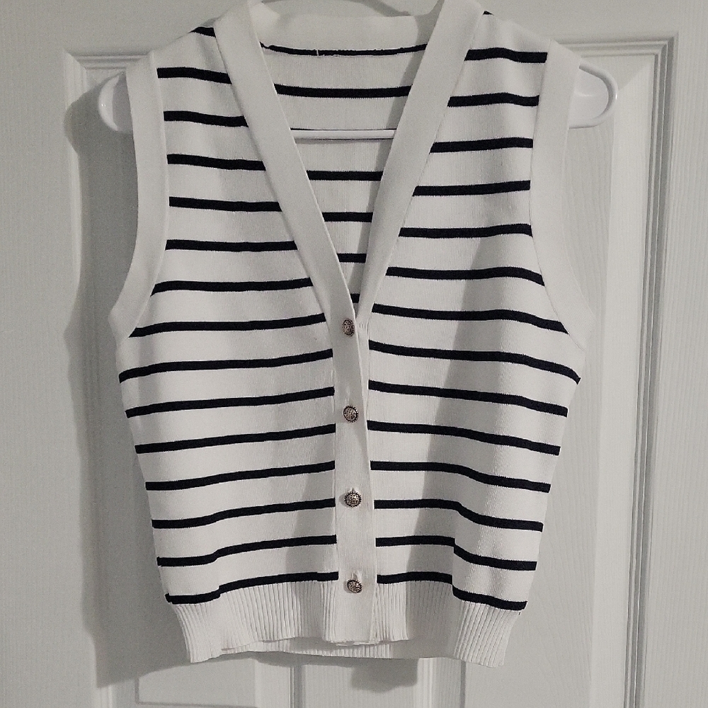Source Unknown Black and White Striped Sleeveless Top